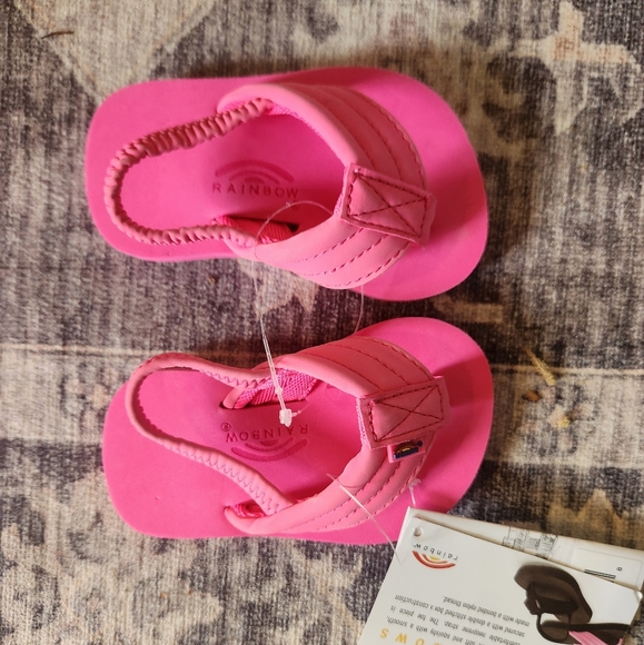 TODDLER RAINBOW SANDALS - Picture 2 of 3